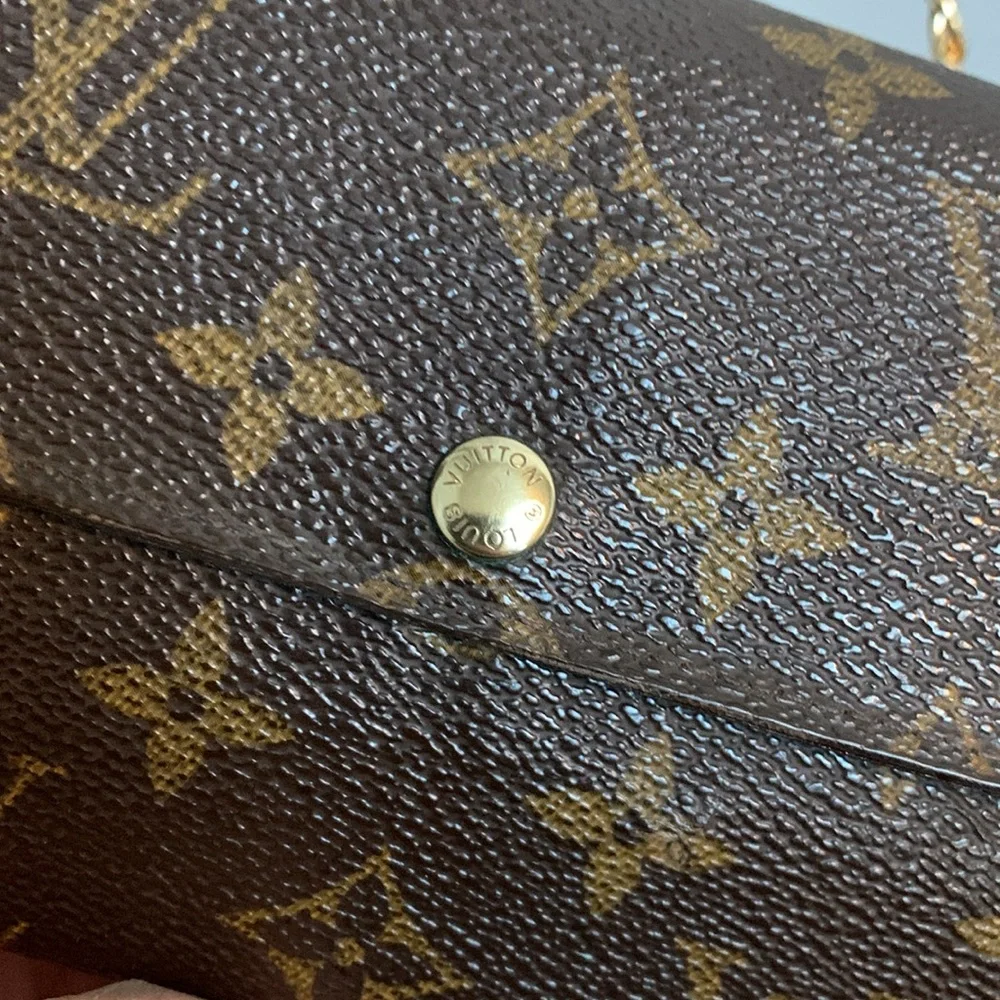 ❌SOLD❌1999 authentic Louis Vuitton Sarah wallet w free conversion kit crossbody - Image 5