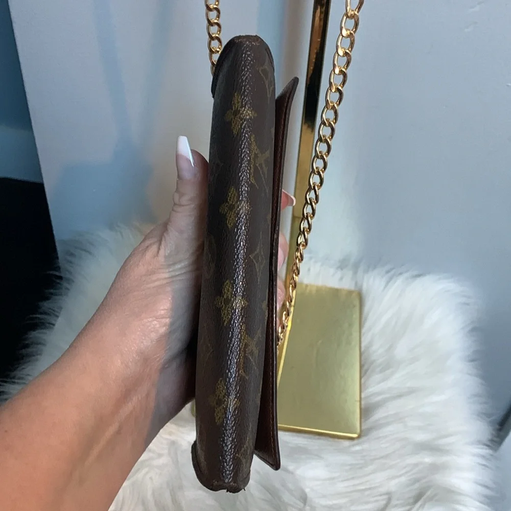 ❌SOLD❌1999 authentic Louis Vuitton Sarah wallet w free conversion kit crossbody - Image 6