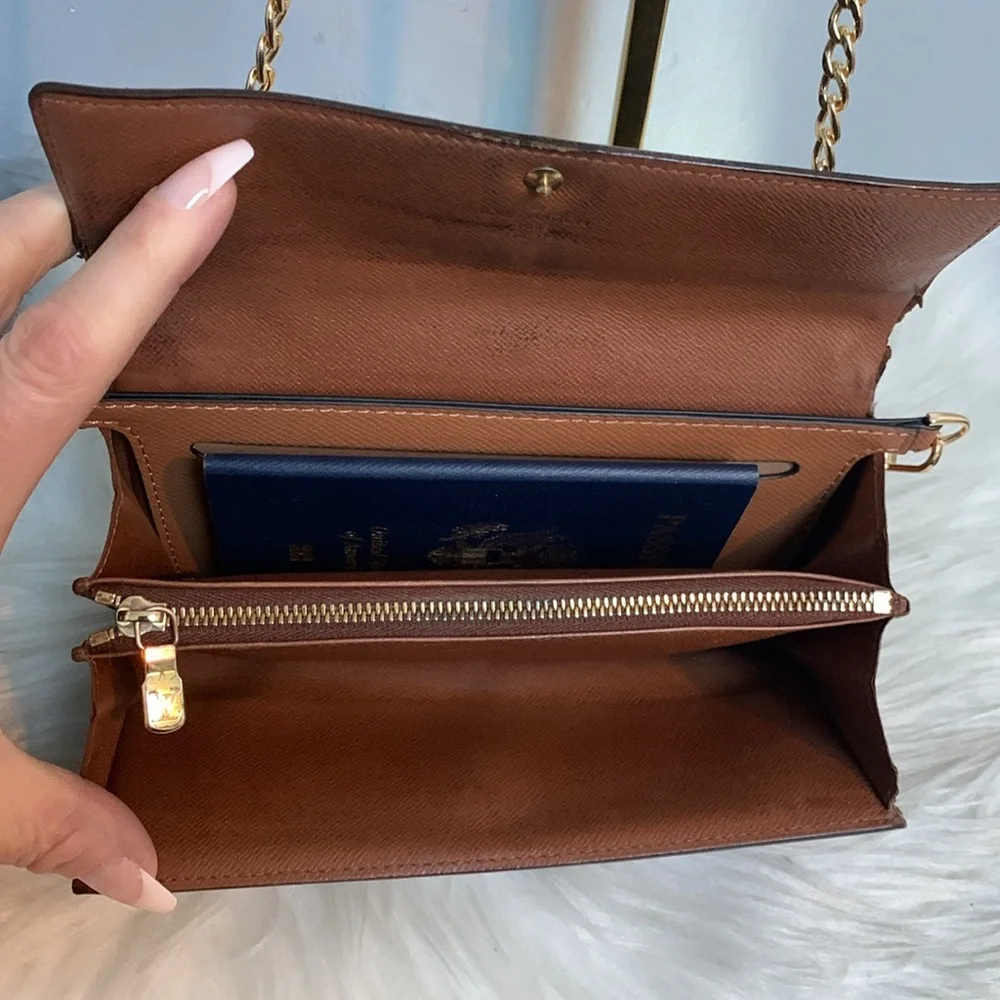 ❌SOLD❌1999 authentic Louis Vuitton Sarah wallet w free conversion kit crossbody - Image 9