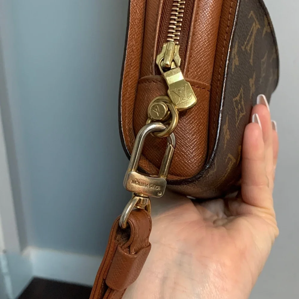 ❌SOLD❌1997 authentic Louis Vuitton Orsay clutch - Image 7