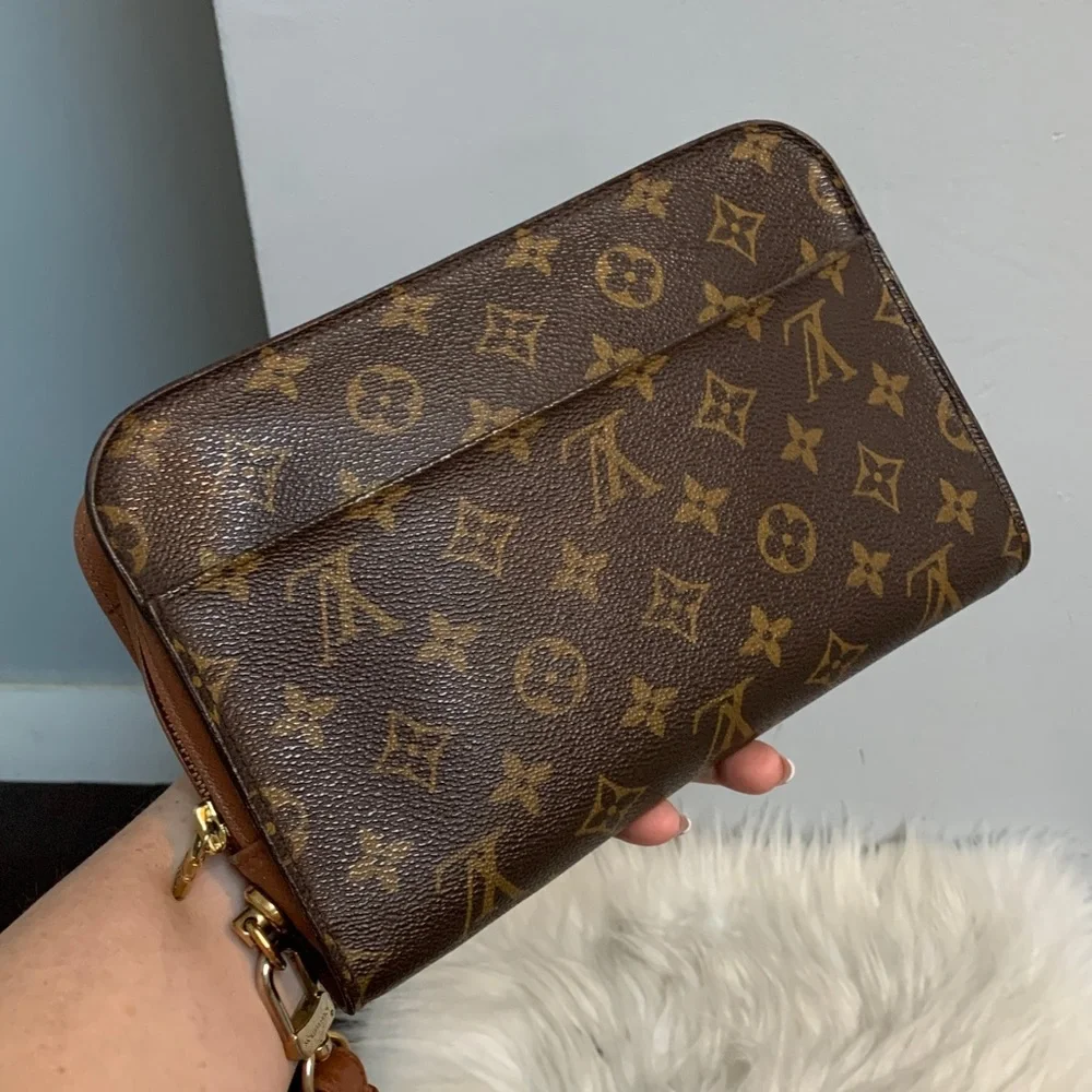 ❌SOLD❌1997 authentic Louis Vuitton Orsay clutch - Image 3