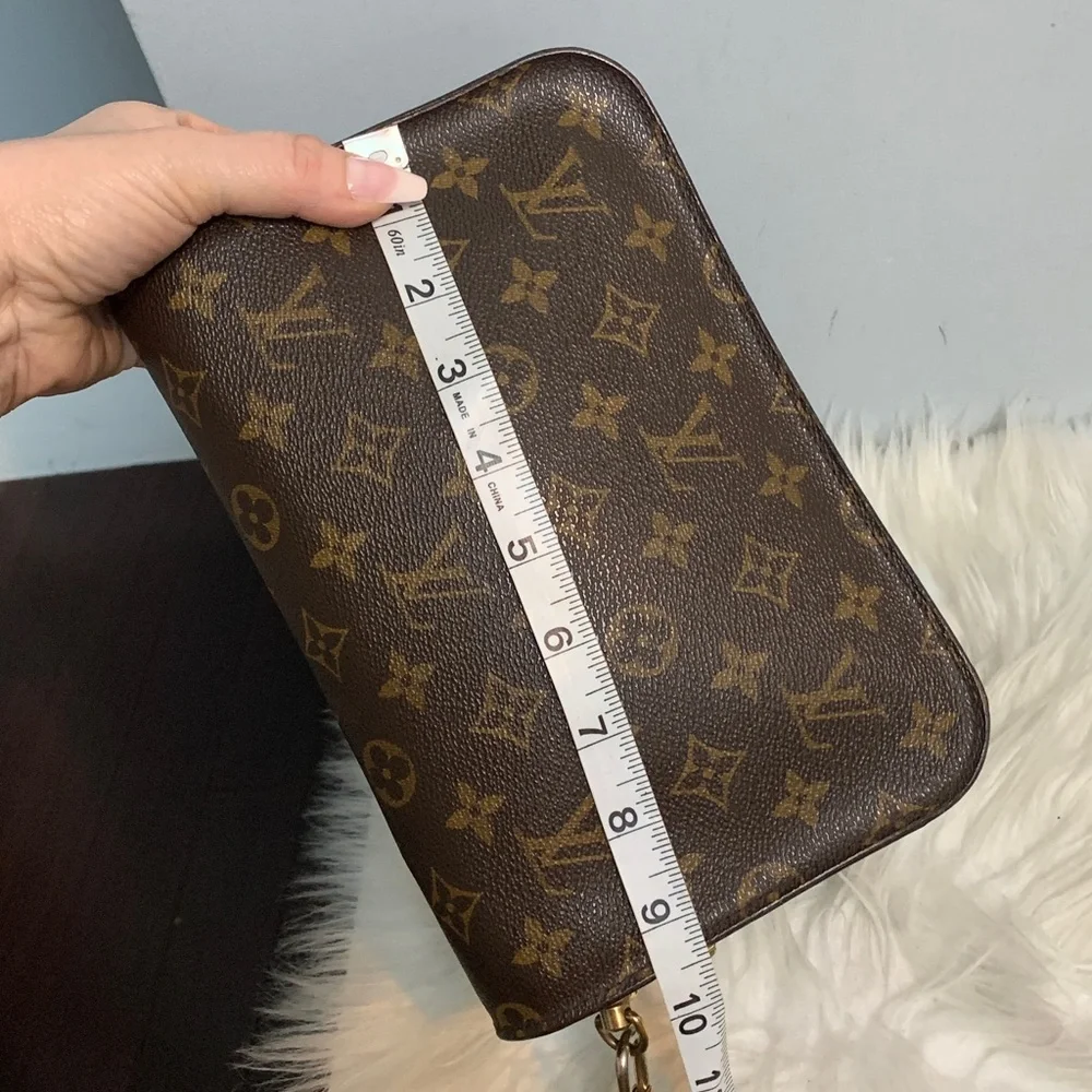 ❌SOLD❌1997 authentic Louis Vuitton Orsay clutch - Image 5