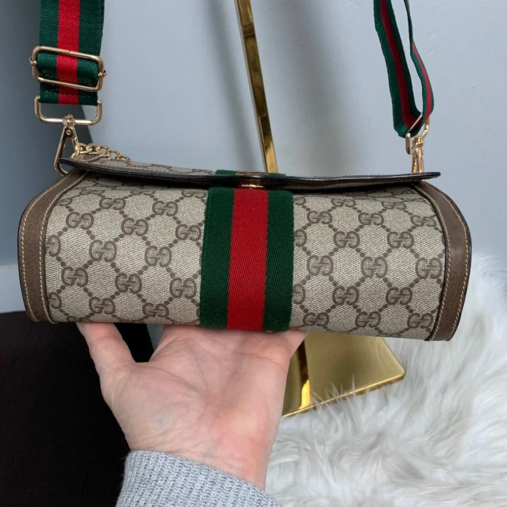 ❌SOLD❌Authentic and vintage Gucci Sherry line Ophidia clutch with free crossbody - Image 9