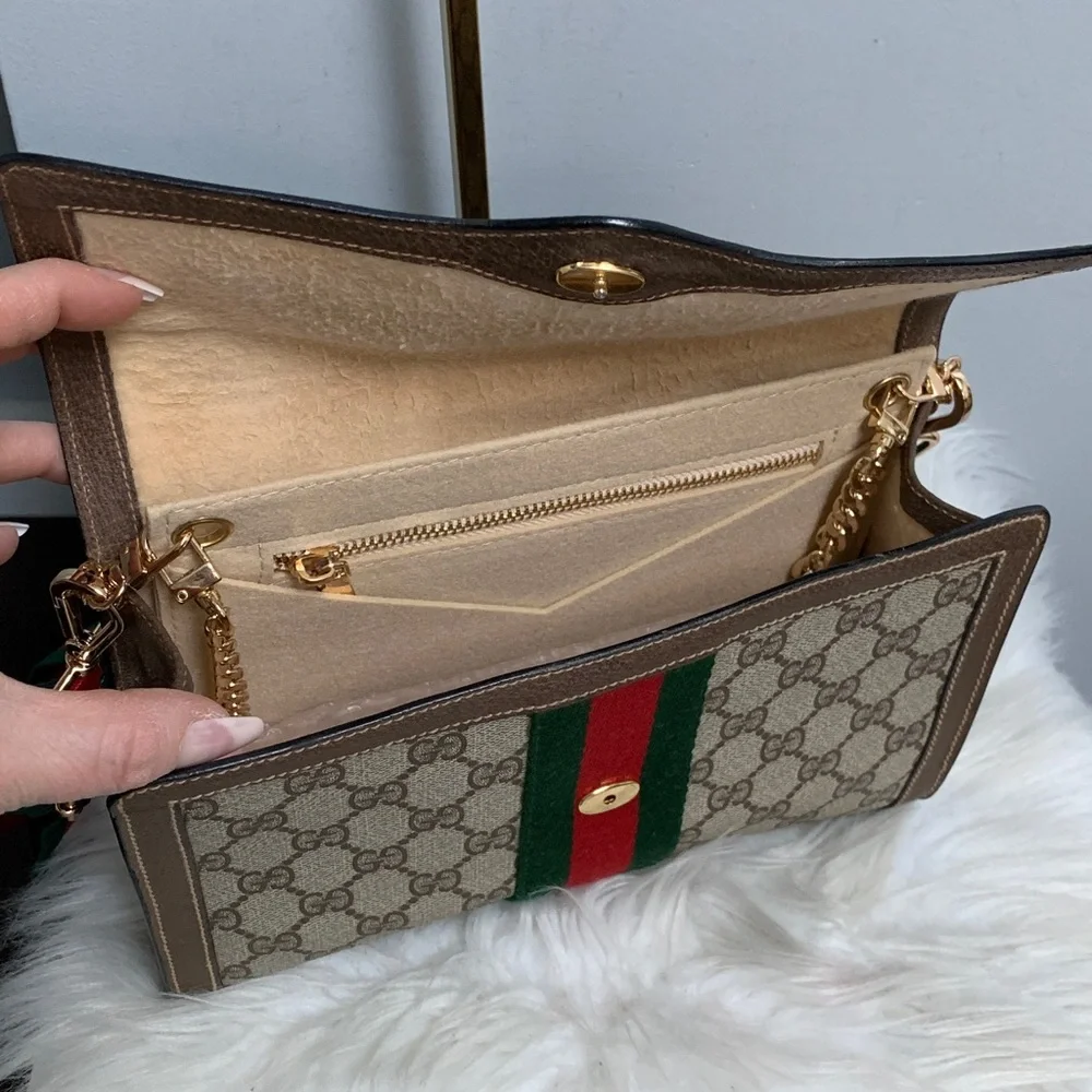 ❌SOLD❌Authentic and vintage Gucci Sherry line Ophidia clutch with free crossbody - Image 11