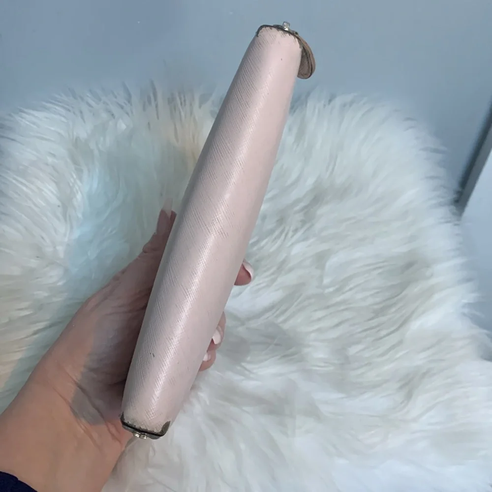 Authentic Ferragamo pale pink zippy wallet - Image 4