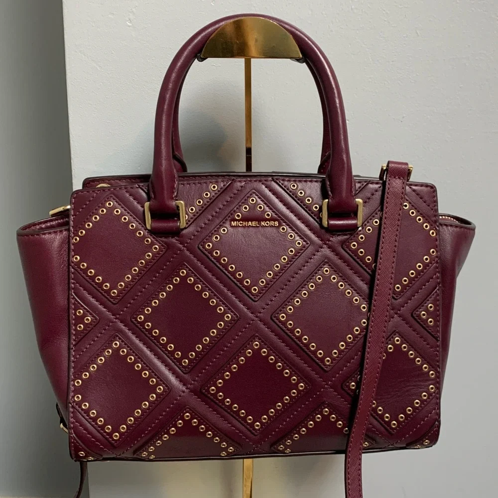 Authentic Michael Kors plum purple leather bag w long strap and gold studs - Image 3