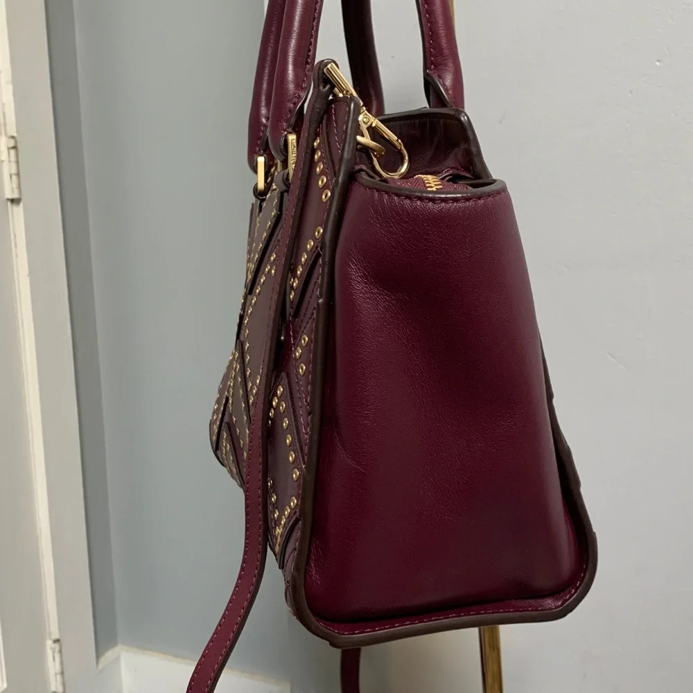 Authentic Michael Kors plum purple leather bag w long strap and gold studs - Image 4
