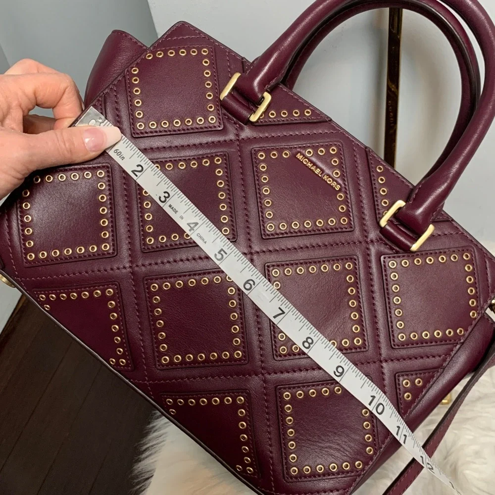 Authentic Michael Kors plum purple leather bag w long strap and gold studs - Image 16