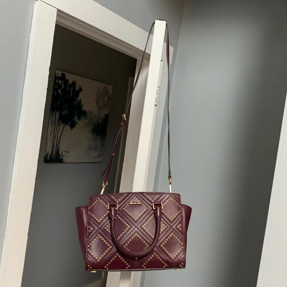 Authentic Michael Kors plum purple leather bag w long strap and gold studs - Image 2