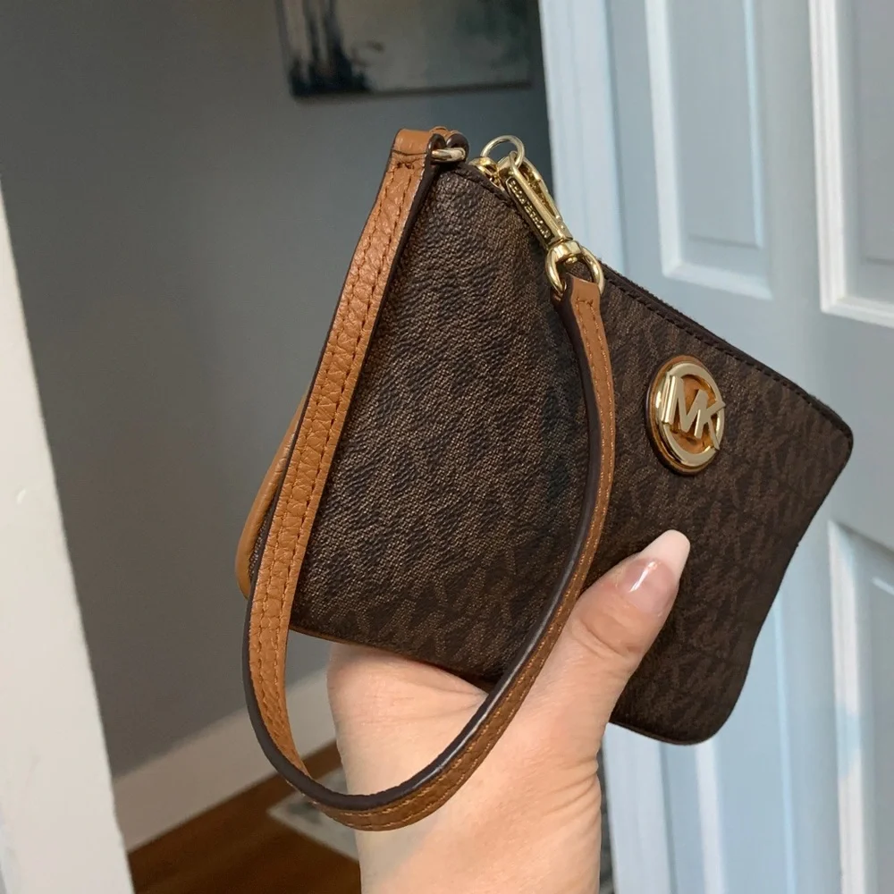 Authentic Michael Kors signature print brown zippy wristlet - Image 3