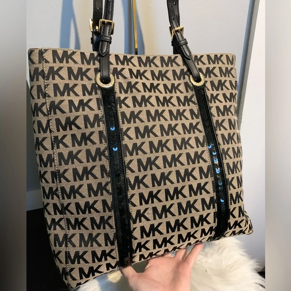 Authentic Michael Kors black and tan signature print with sequins - Image 3