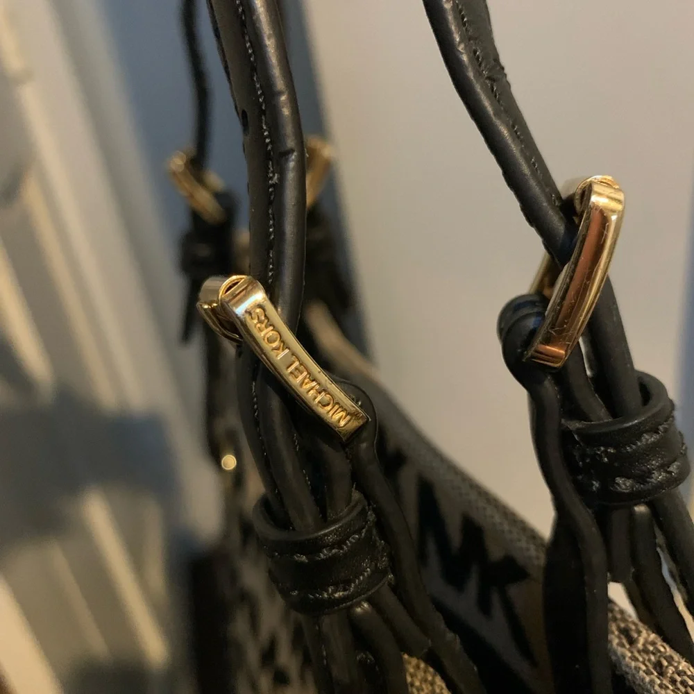 Authentic Michael Kors black and tan signature print with sequins - Image 14