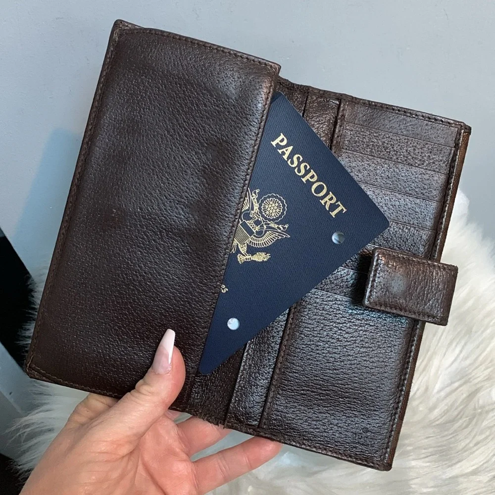 Authentic and vintage Gucci brown cloth and leather long continental wallet - Image 10