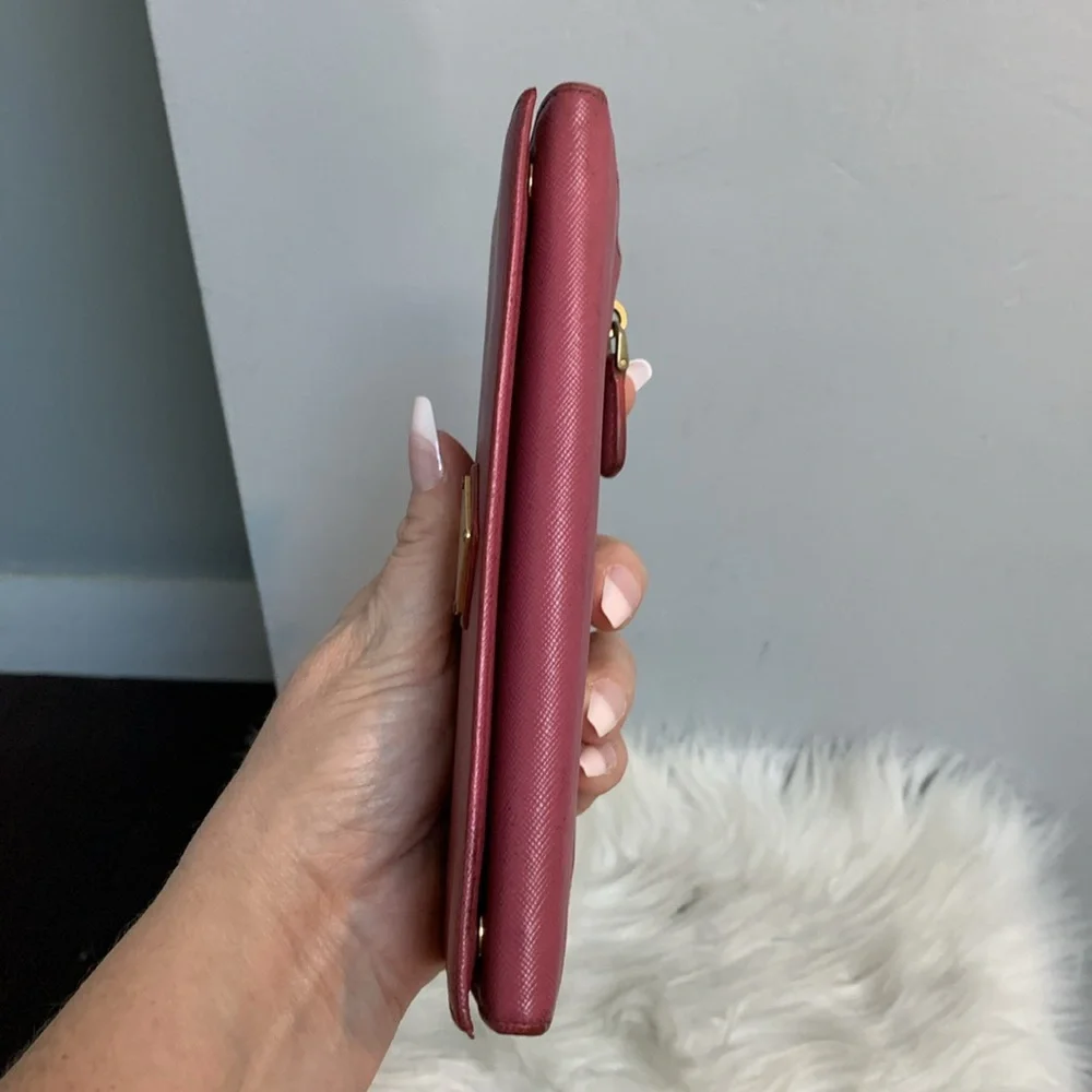 Authentic Prada pink long wallet w original cards - Image 6