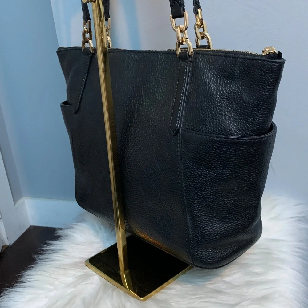 Authentic Michael Kors black leather tote bag with two exterior pockets - Image 6