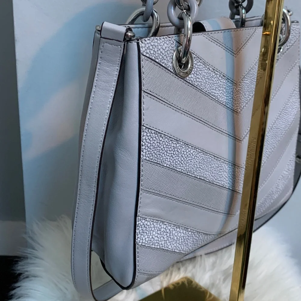 Authentic Michael Kors Cynthia gray and silver leather handbag w crossbody strap - Image 9