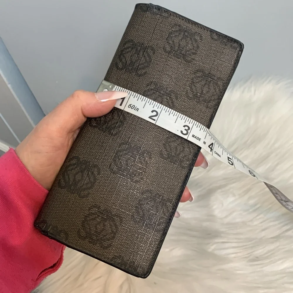 Authentic Loewe long vertical wallet - Image 7