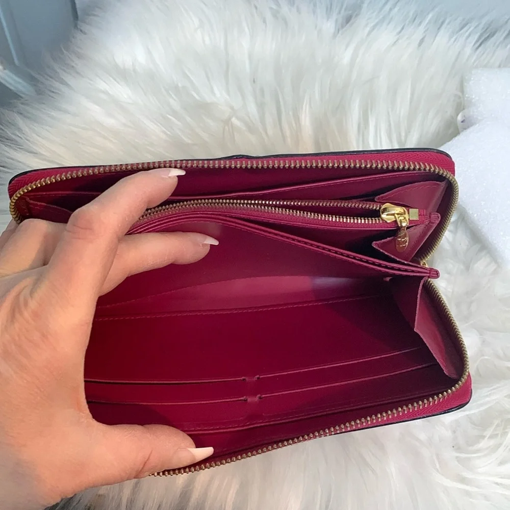 2015 authentic Louis Vuitton fuscia pink zippy wallet - Image 15