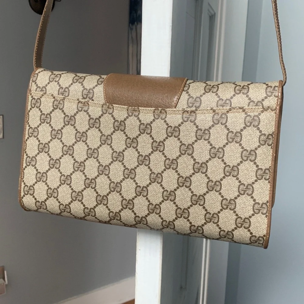 Authentic vintage Gucci brown signature crossbody, shoulder bag, and Cluch - Image 4