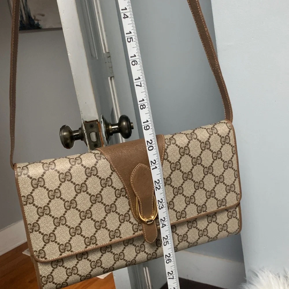Authentic vintage Gucci brown signature crossbody, shoulder bag, and Cluch - Image 8