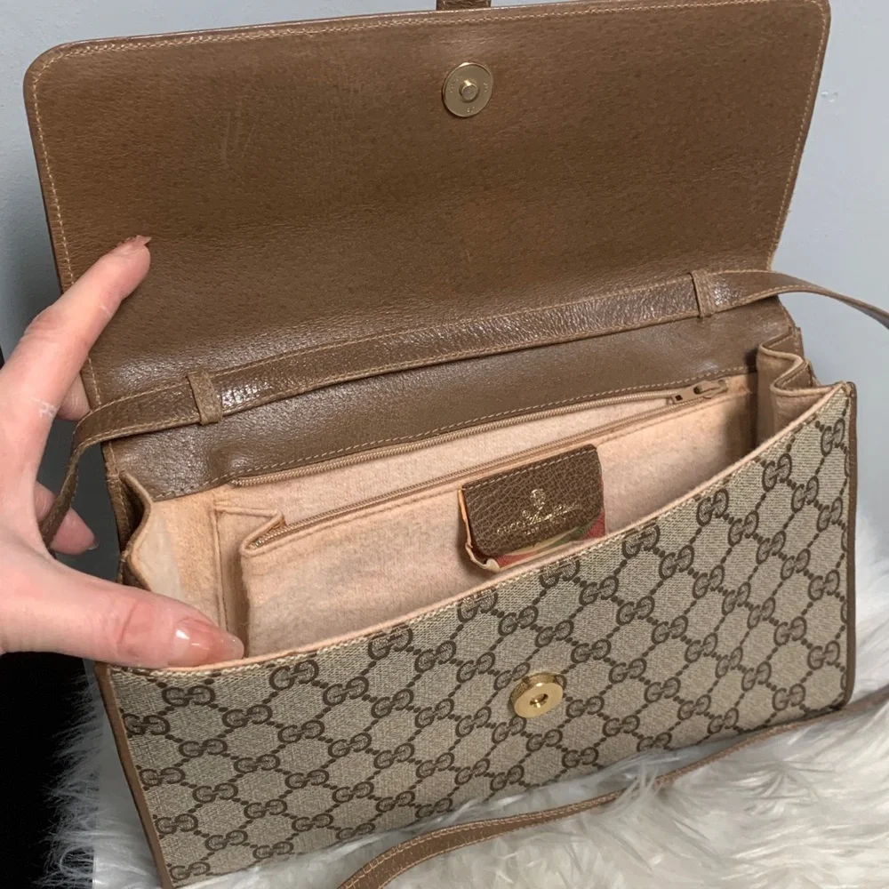 Authentic vintage Gucci brown signature crossbody, shoulder bag, and Cluch - Image 10