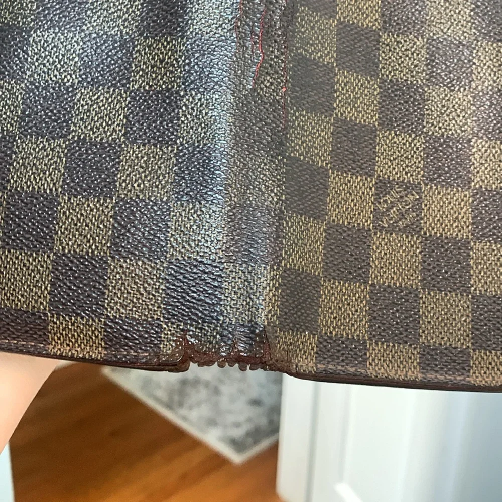 🏷️Clearance 2008 authentic Louis Vuitton DE Brazza wallet organizer - Image 3