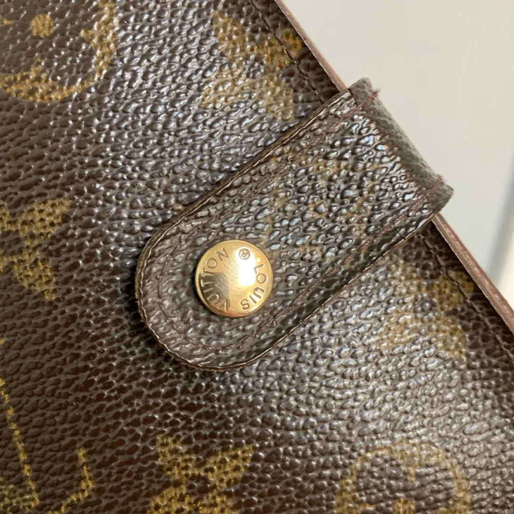 1999 authentic Louis Vuitton compact zippy wallet - Image 2