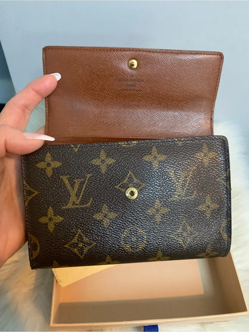 2001 authentic Louis Vuitton Alexandra wallet monogram w box & dustbag - Image 8