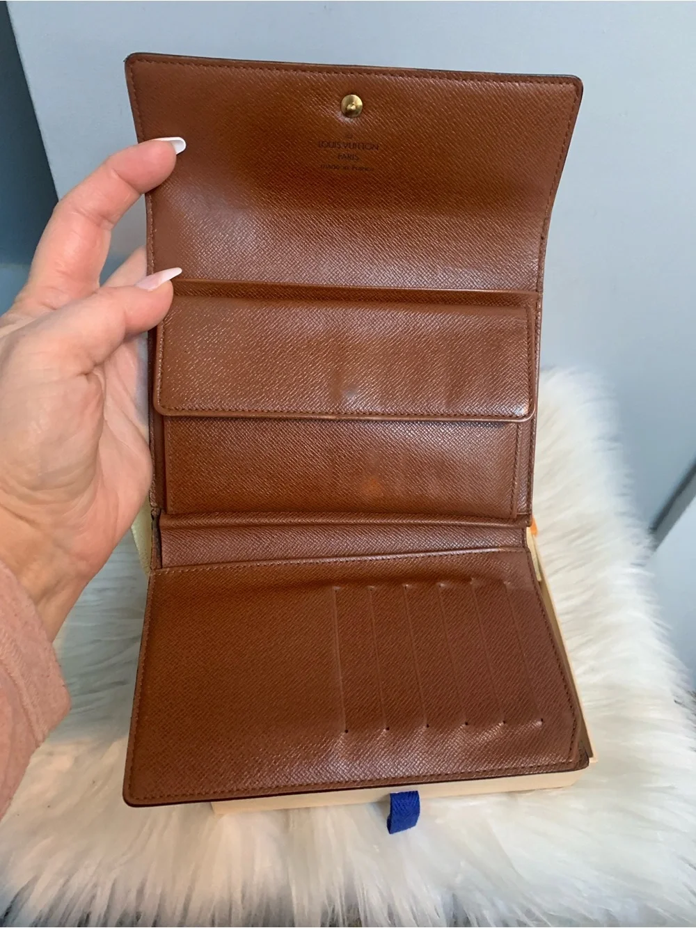 2001 authentic Louis Vuitton Alexandra wallet monogram w box & dustbag - Image 9