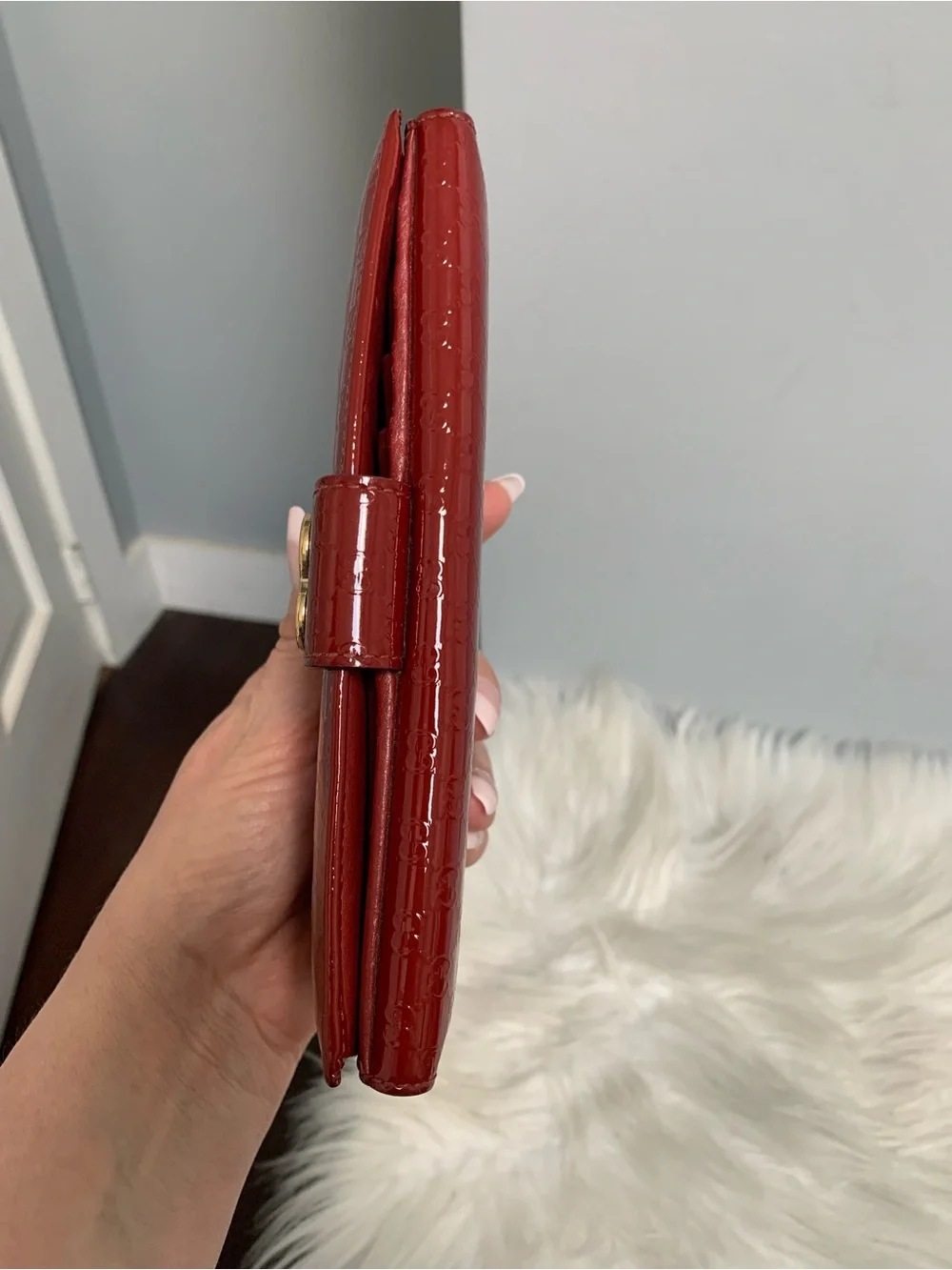 Authentic red patent leather Gucci long wallet w heart snap ❤️ - Image 5