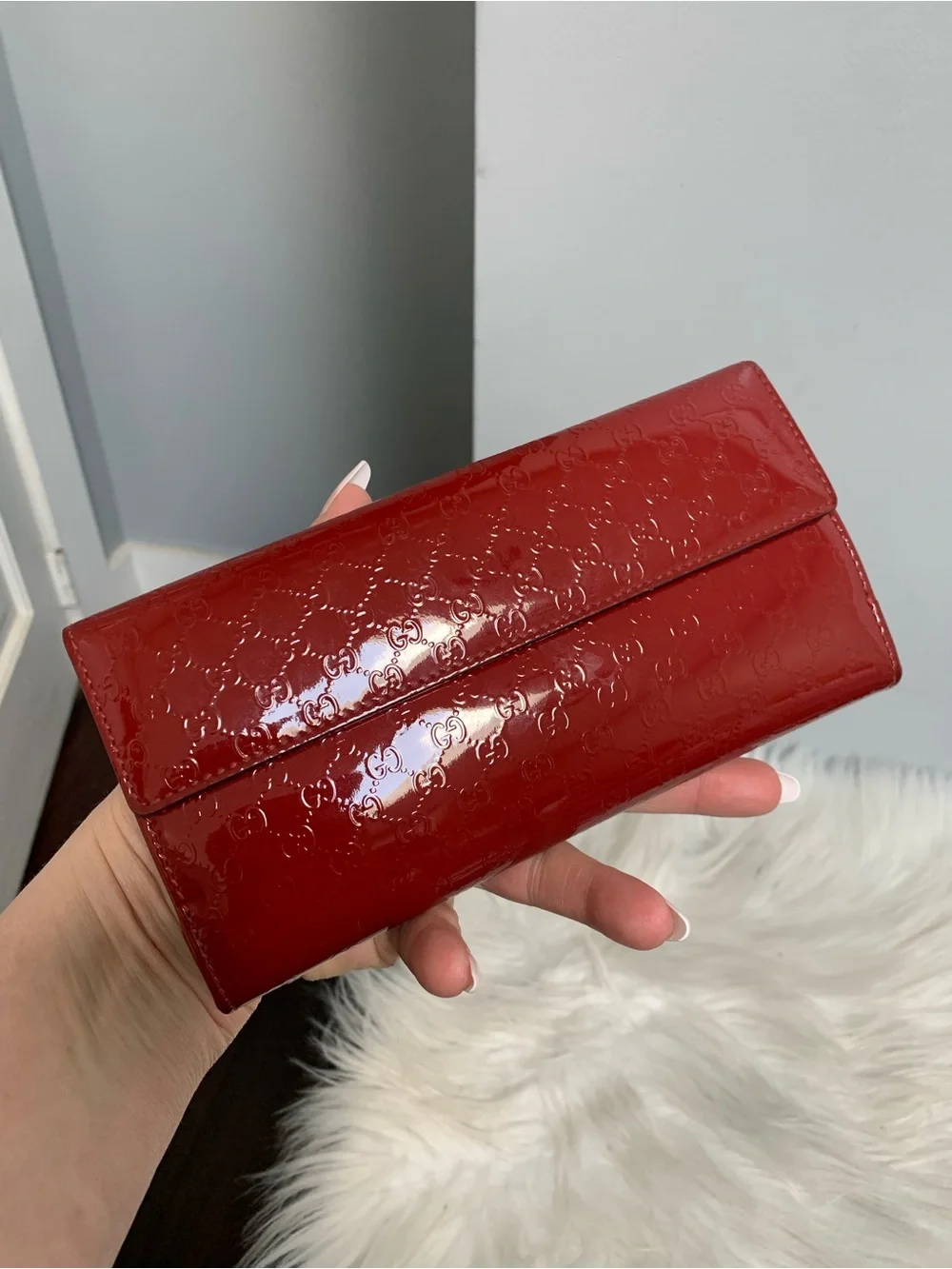Authentic red patent leather Gucci long wallet w heart snap ❤️ - Image 2