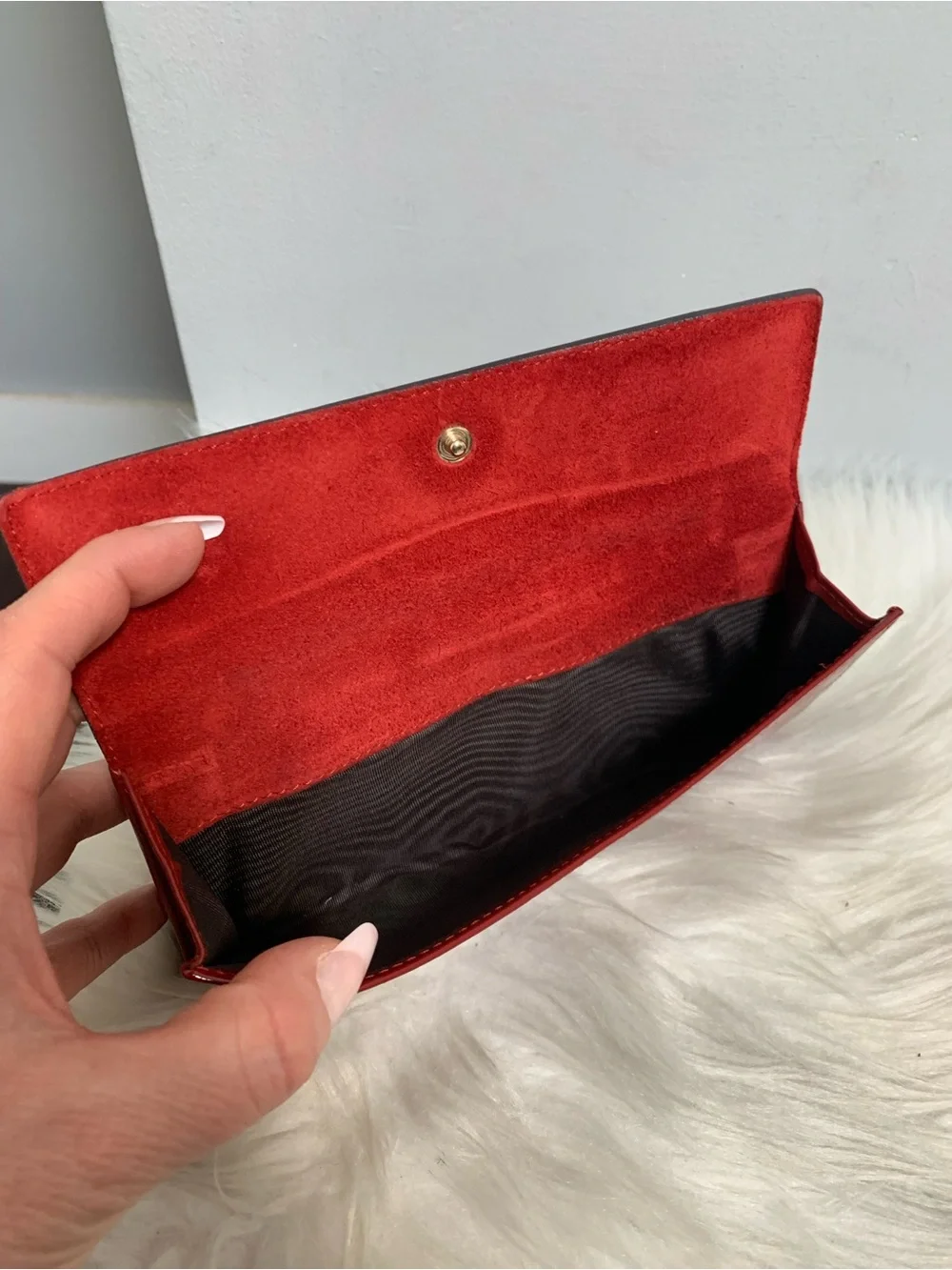 Authentic red patent leather Gucci long wallet w heart snap ❤️ - Image 9