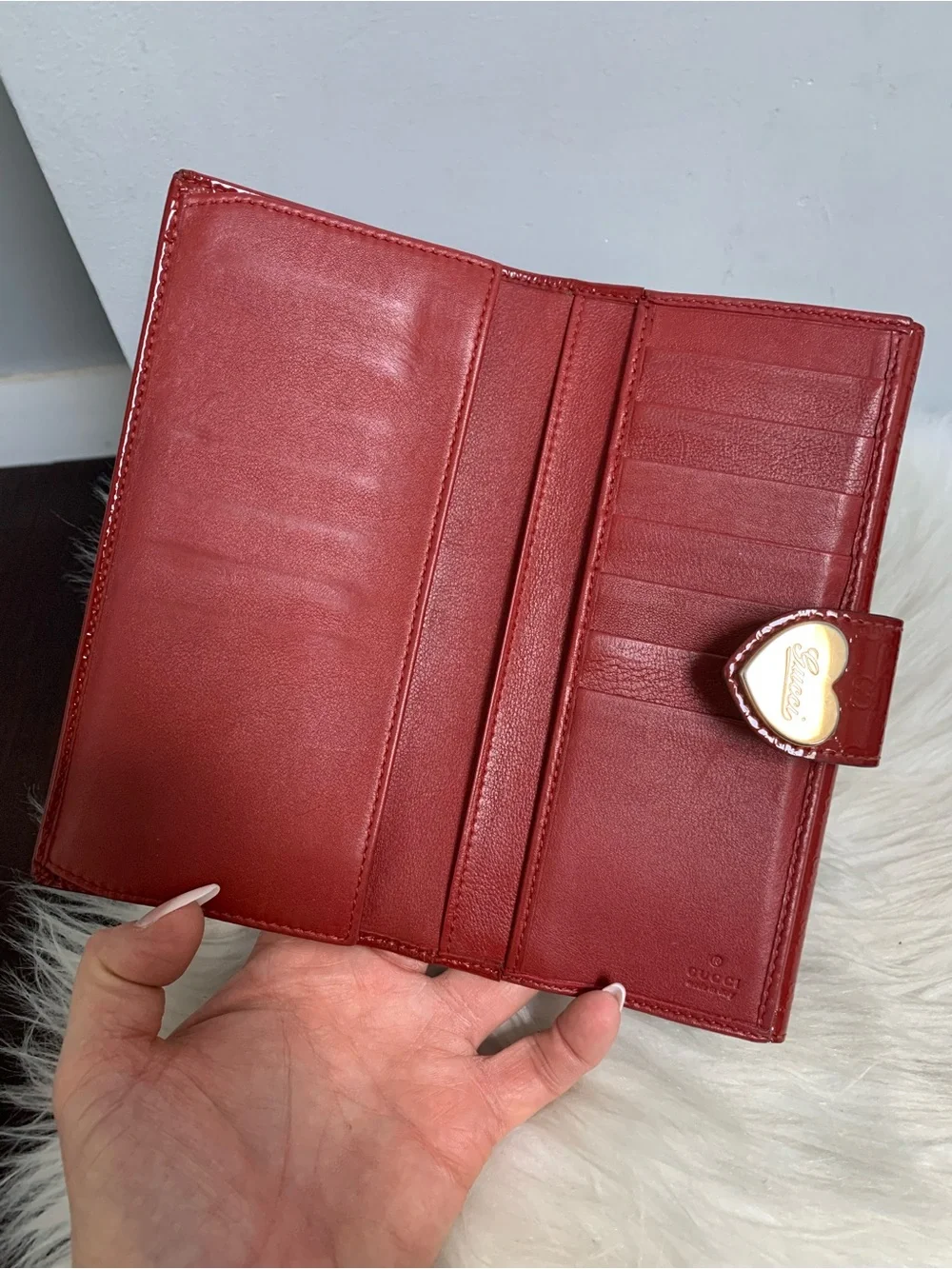 Authentic red patent leather Gucci long wallet w heart snap ❤️ - Image 10