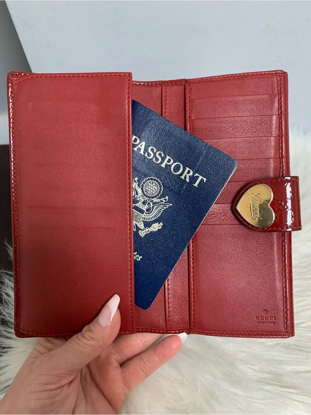 Authentic red patent leather Gucci long wallet w heart snap ❤️ - Image 11