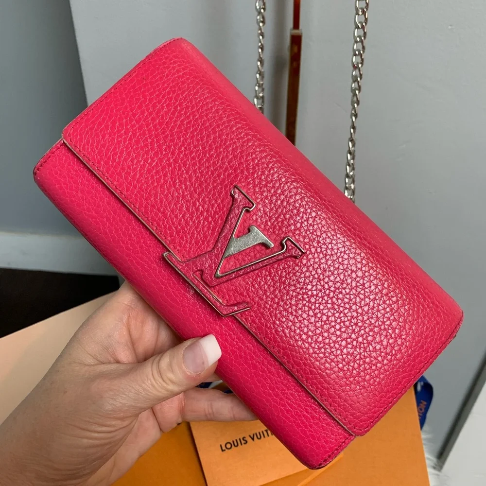 2016 authentic Louis Vuitton fuscia Capucines Taurillon leather wallet - Image 3