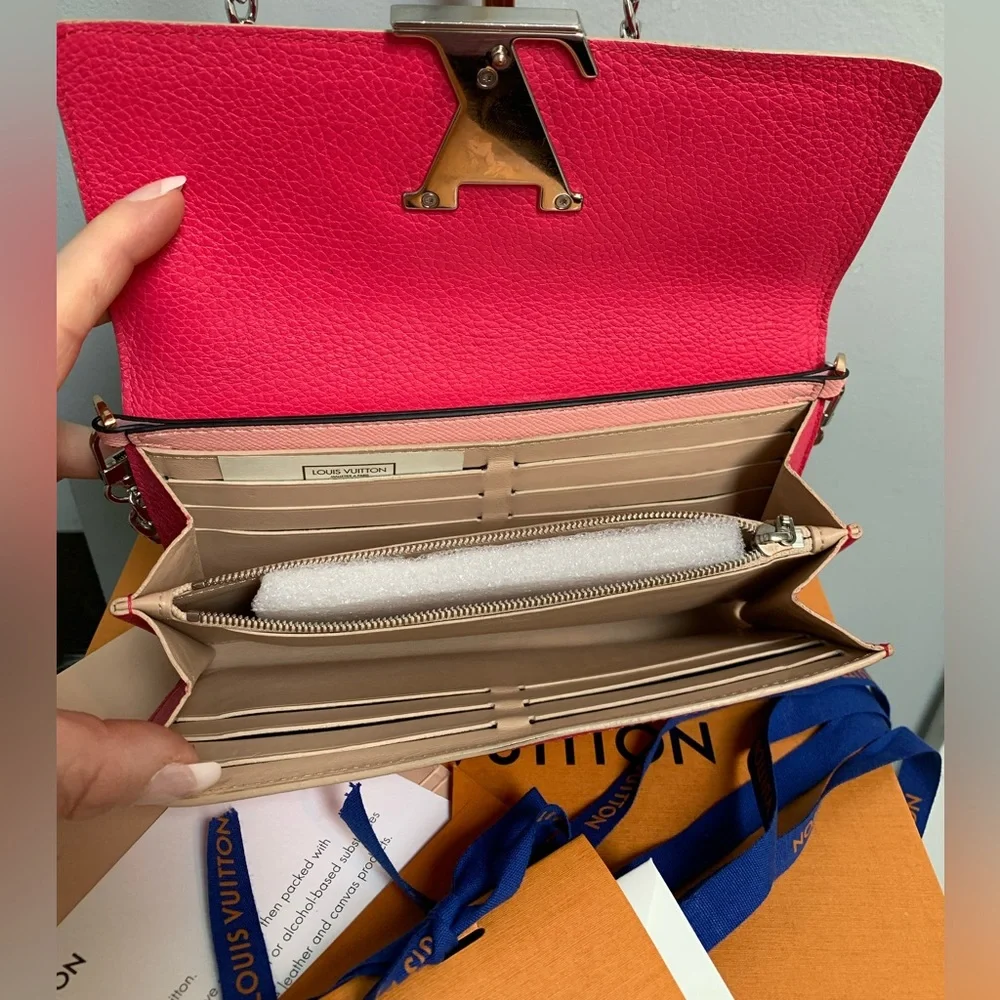 2016 authentic Louis Vuitton fuscia Capucines Taurillon leather wallet - Image 8