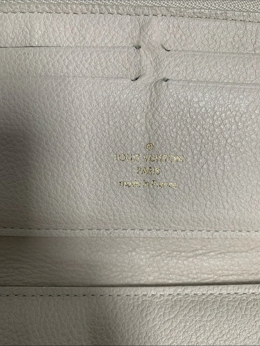2011 authentic Louis Vuitton off-white Empriente leather large zippy wallet - Image 14