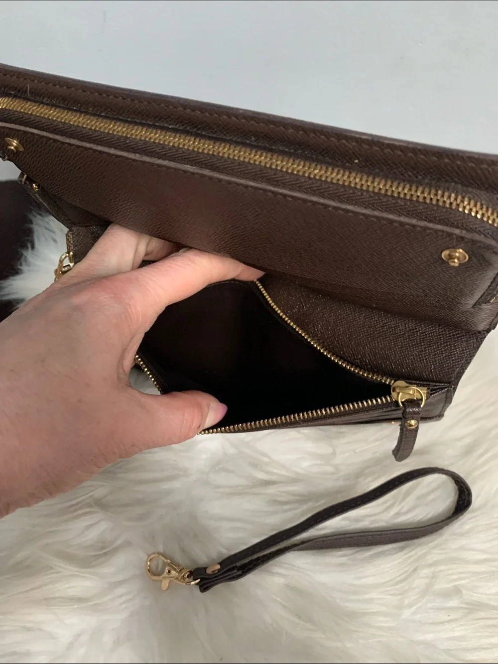 2009 authentic Louis Vuitton Insolite wristlet in Damier Ebene - Image 12