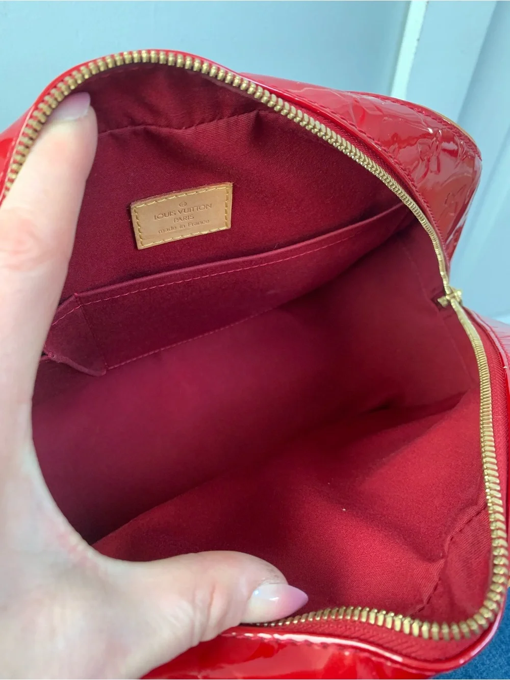 2007 authentic Louis Vuitton Summit Drive red vernis leather handbag - Image 14