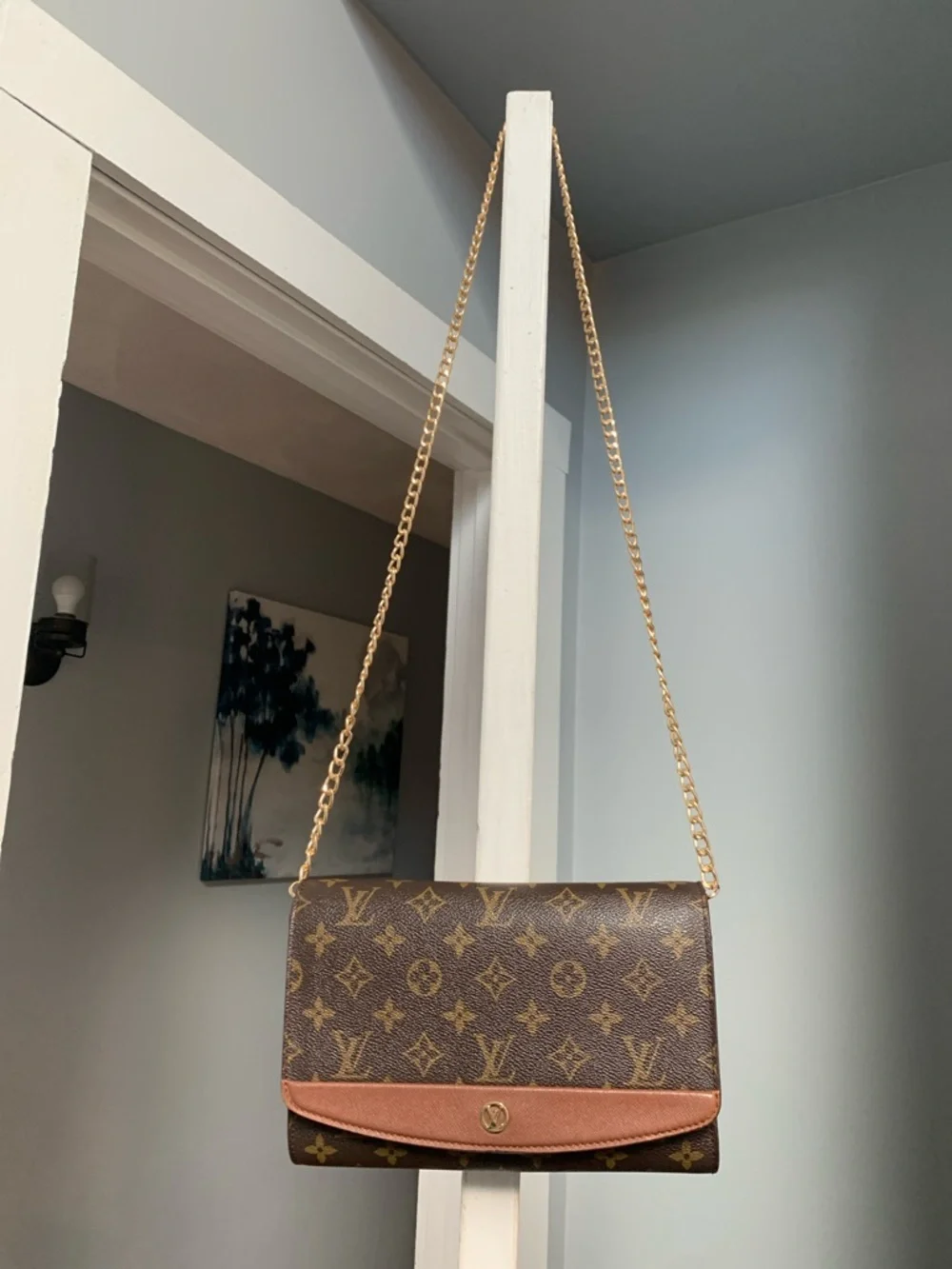 1997 authentic Louis Vuitton Bordeaux 23 crossbody or shoulder bag - Image 3