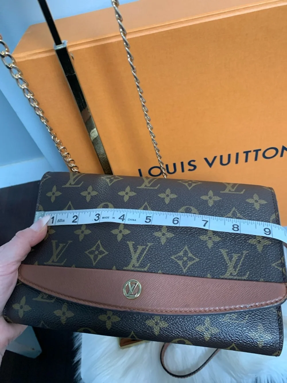 1997 authentic Louis Vuitton Bordeaux 23 crossbody or shoulder bag - Image 6