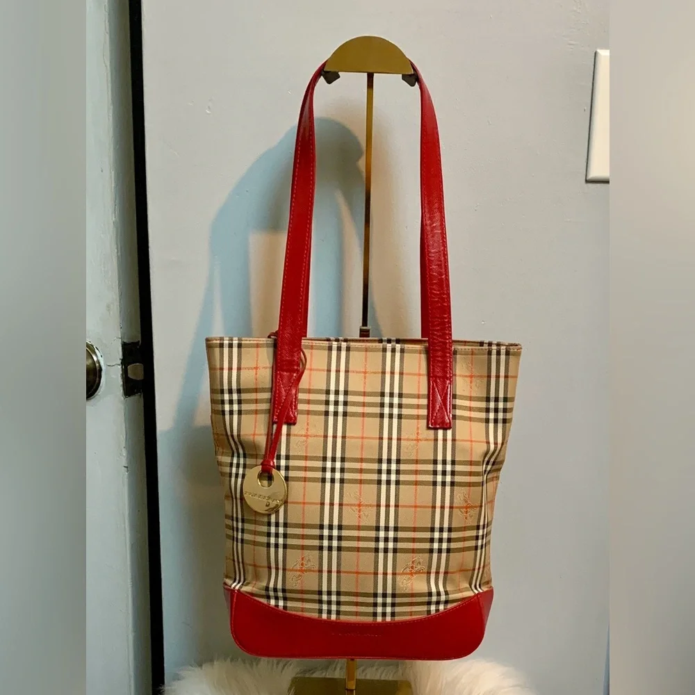 Authentic Burberry vintage Haymarket Check and red leather shoulder bag. - Image 2