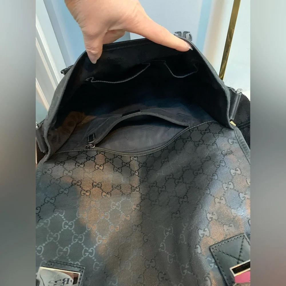 Authentic all - black Gucci Messenger bag - Image 10