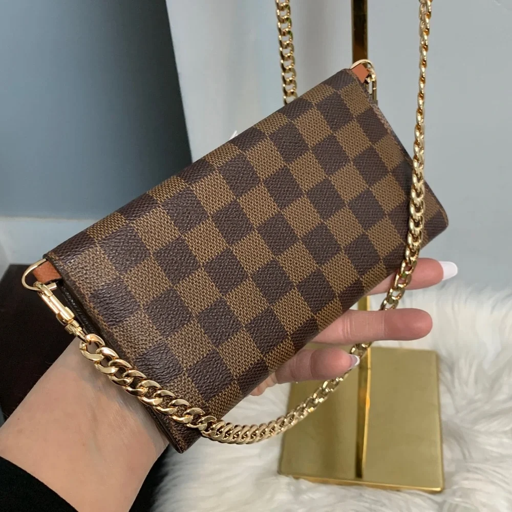 2007 authentic Louis Vuitton Damier Ebene Sarah wallet w free conversion kit - Image 4