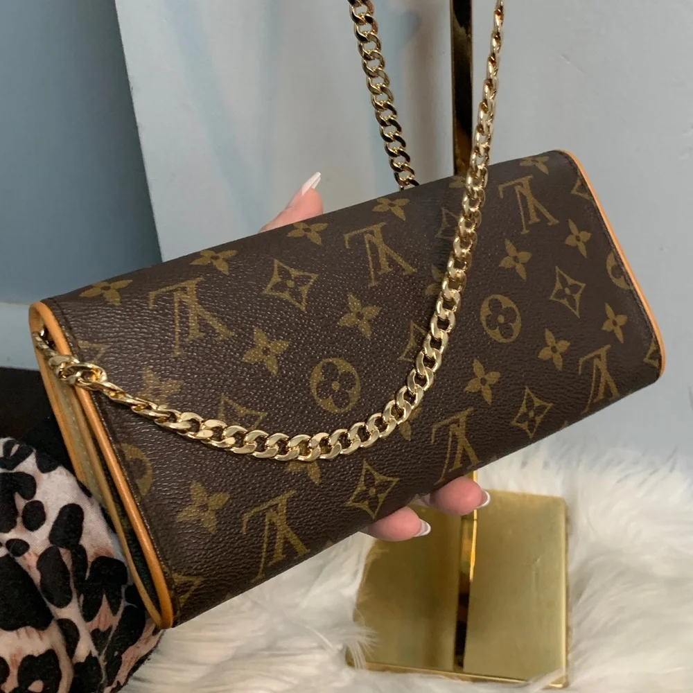 2000 authentic Louis Vuitton Twin Pochette GM crossbody, free replacement chain - Image 5