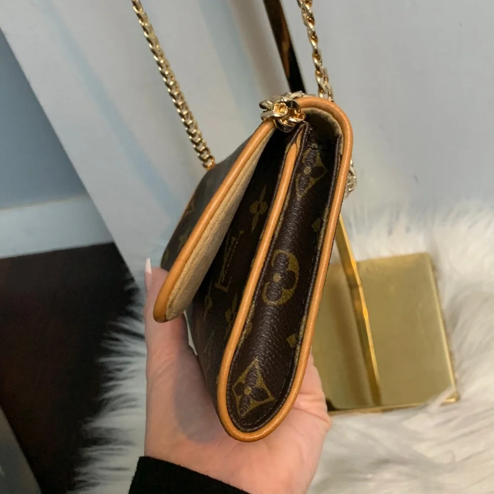 2000 authentic Louis Vuitton Twin Pochette GM crossbody, free replacement chain - Image 6