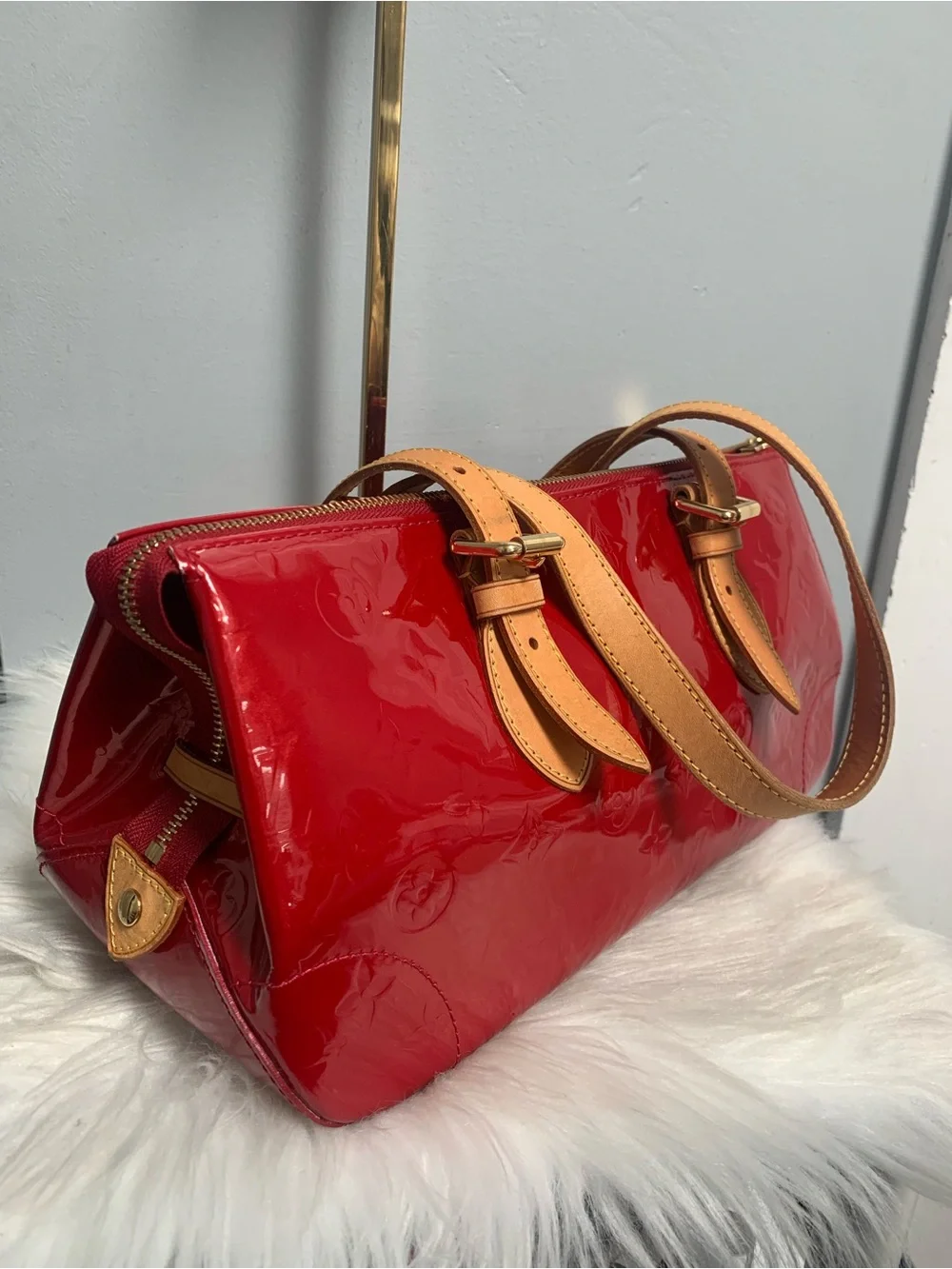 2007 authentic Louis Vuitton Rosewood Avenue red vernis leather bag - Image 11