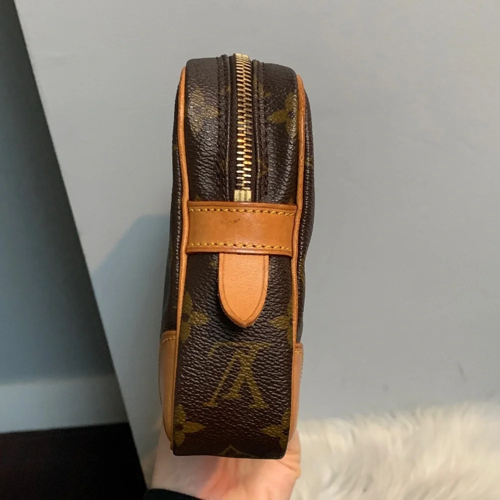 1991 authentic Louis Vuitton Dragonne GM wristlet - Image 6