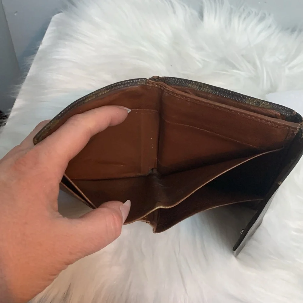 1988 authentic Louis Vuitton Elise wallet - rip inside - Image 14