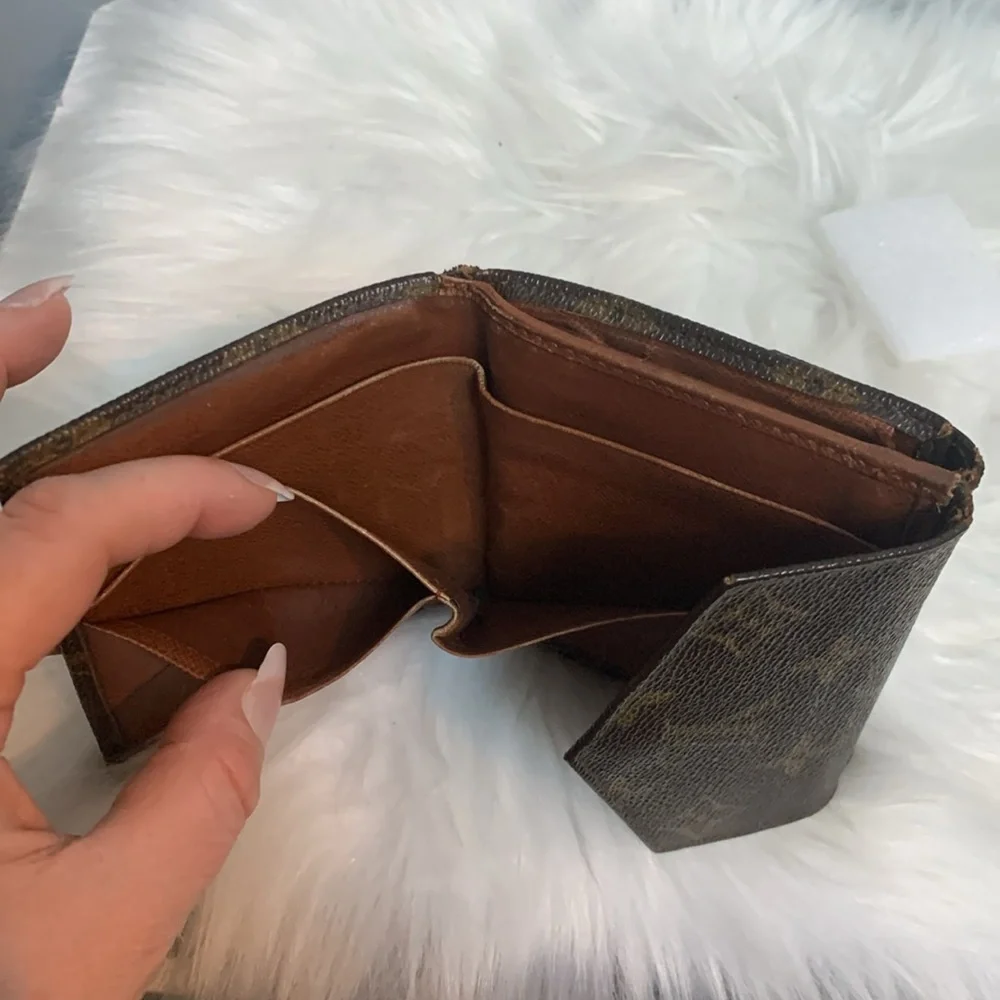 1988 authentic Louis Vuitton Elise wallet - rip inside - Image 15